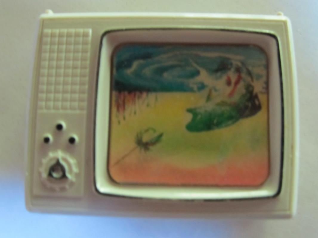 WIGGLE TV Bass Pencil Sharpener - Toy