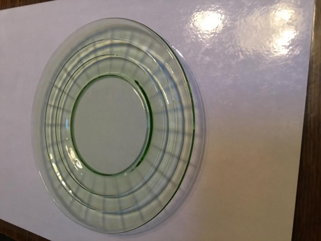 Vaseline Green Depression Plates (6) - Glass