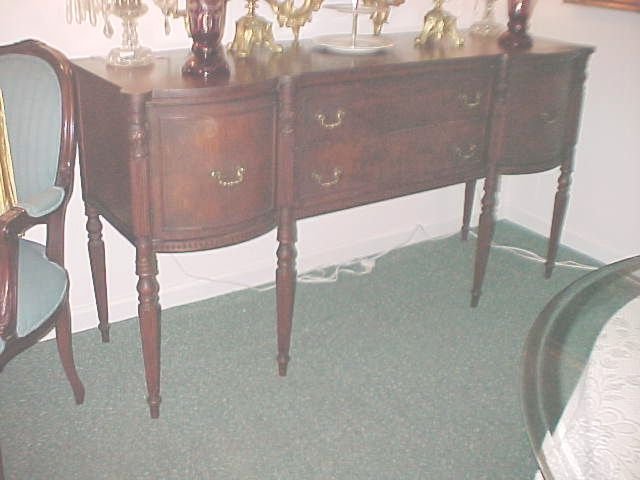 Beautiful Mahogany Sheraton Style Sideboard
