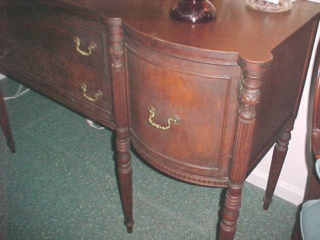 Beautiful Mahogany Sheraton Style Sideboard