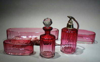 CZECH VINTAGE CRANBERRY GLASS PIN TRAY
