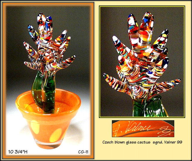 SIGNED CZECH DESIGNER STUDIO GLASS