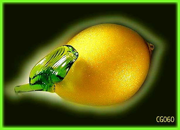 SIGNED STUDIO ART GLASS FRUIT / LEMON