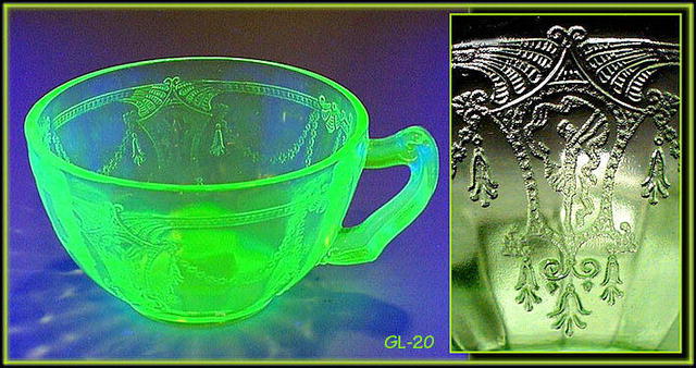 VINTAGE VASELINE GLASS