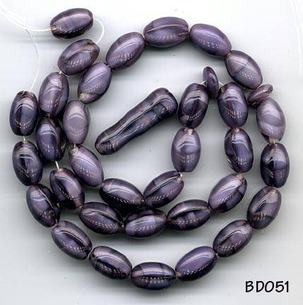 CZECH VINTAGE LILAC OVAL BEADS 15