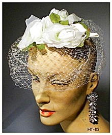 GREAT VINTAGE WHITE ROSES LADIES HAT 40's #15