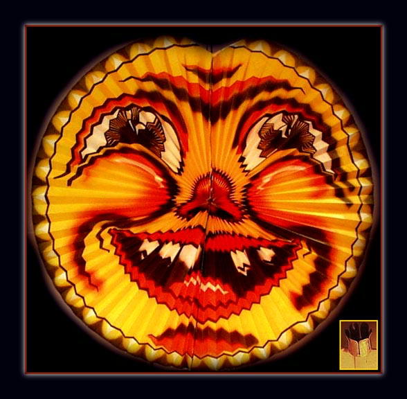 LARGE GERMAN HALLOWEEN LANTERN / MS039