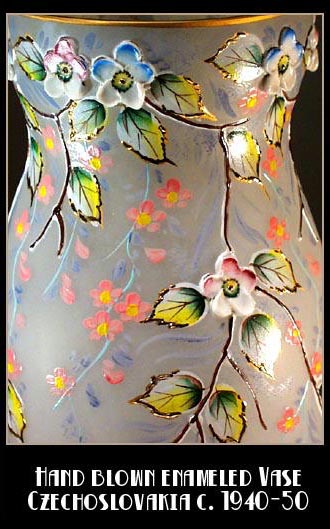 VINTAGE ENAMELED VASE CZECHOSLOVAKIA/ CG127