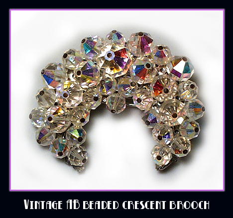 GLITTERING AB VINTAGE CRESCENT BROOCH CJ-37