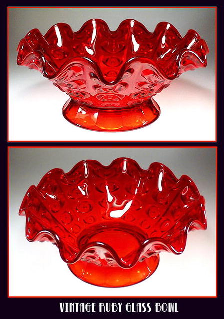 BEAUTIFUL RUBY RED COLOR GLASS BOWL GL13