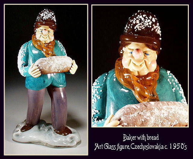 CZECH VINTAGE ART GLASS FIGURE BAKER NATIVITY