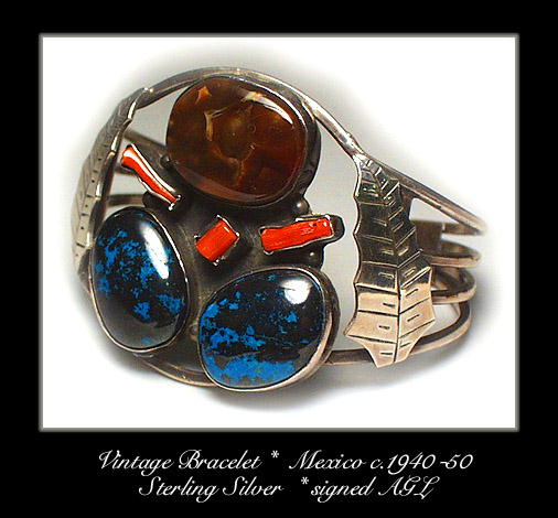 SIGNED VINTAGE MEXICAN SILVER BANGLE #104