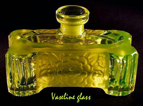 CZECH URANIUM GLASS HOLLYWOOD STAR PERFUME