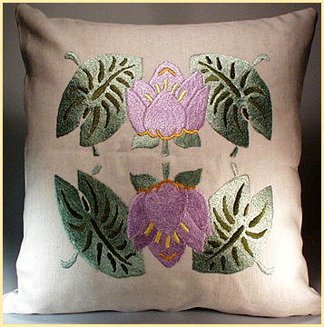 6 ARTS & CRATS EMBROIDERED PILLOWS