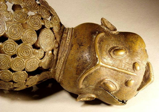 BRONZE BAMILEKE PIPE CAMEROON 18-19th Cent.