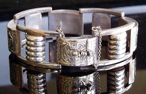 GORGEOUS ART DECO SILVER BRACELET 1930's #135