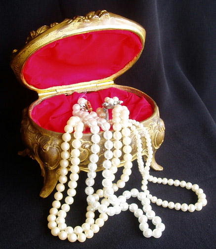 VICTORIAN JEWELRY BOX MS-62
