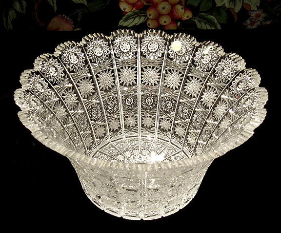 GORGEOUS CZECH CUT CRYSTAL BOWL QUEENS LACE