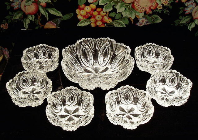 CZECH ART DECO CUT CRYSTAL 7 pc BERRY SET #187