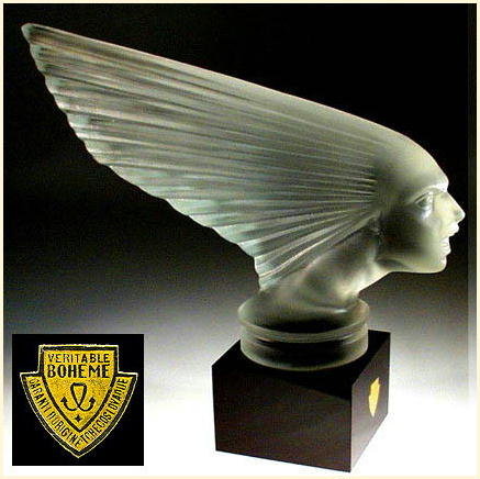 VINTAGE GLASS HOOD ORNAMENT CAR MASCOT VICTOIRE