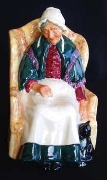 ROYAL DOULTON FIGURINE
