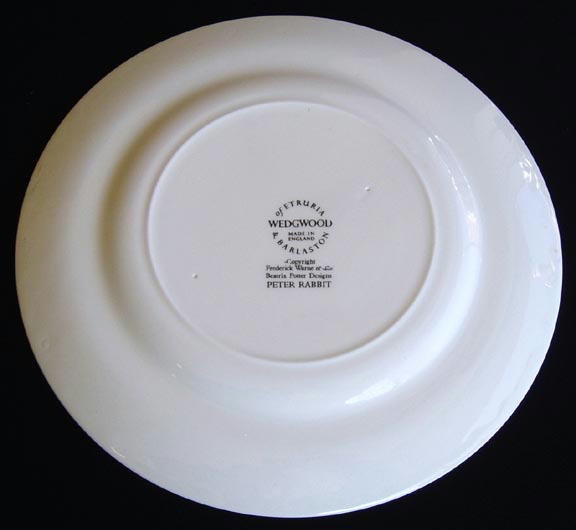 WEDGWOOD BEATRIX POTTER PETER RABBIT PLATE
