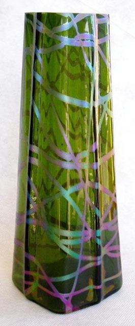 ANTIQUE BOHEMIAN ART GLASS VASE KRALIK c.1900