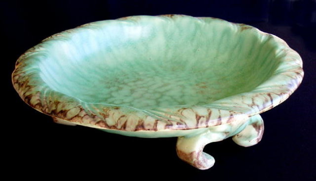 CZECH ART POTTERY D. URBACH BOWL 1930's