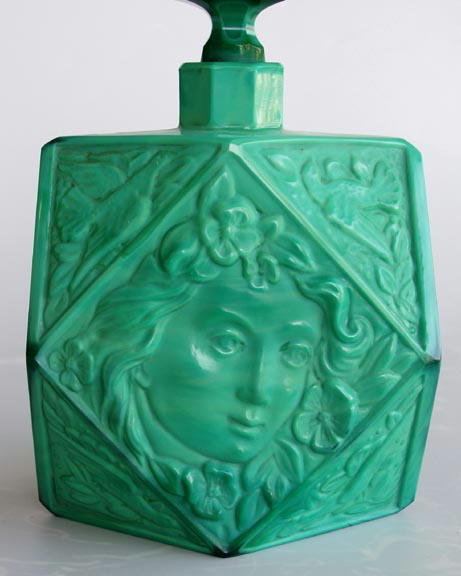 CZECH 1930's VINTAGE FIGURAL JADE GLASS PERFUME