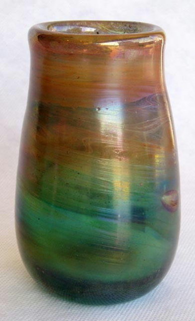 IRIDESCENT HAND BLOWN ART GLASS VASE #68