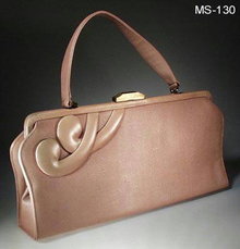 VINTAGE 1950's LEATHER / LIZARD PURSE MS130