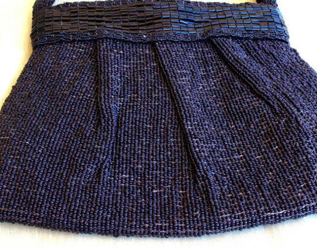 CZECHOSLOVAKIAN ART DECO BEADED PURSE MS127