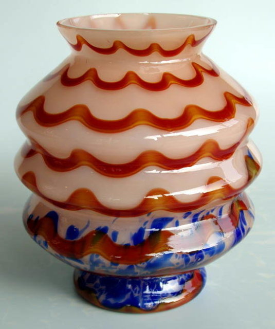 CZECH ART DECO GLASS VASE KRALIK c.1920-30 CG208