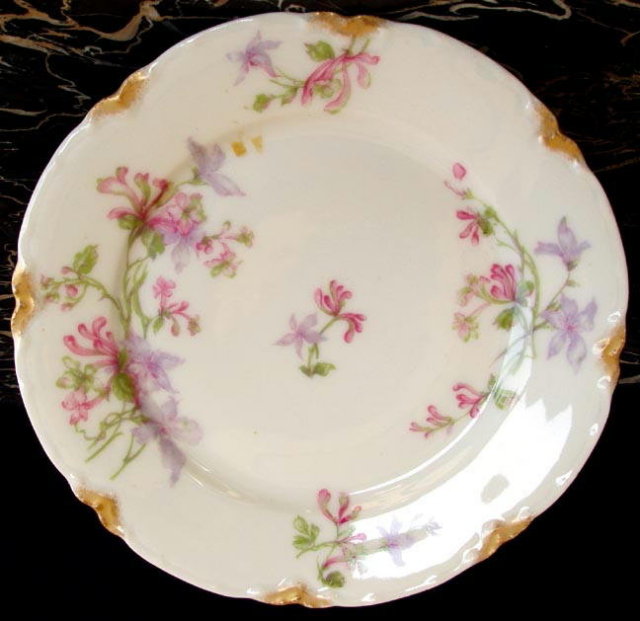 HAVILAND LIMOGES ANTIQUE PLATE 7-1/2