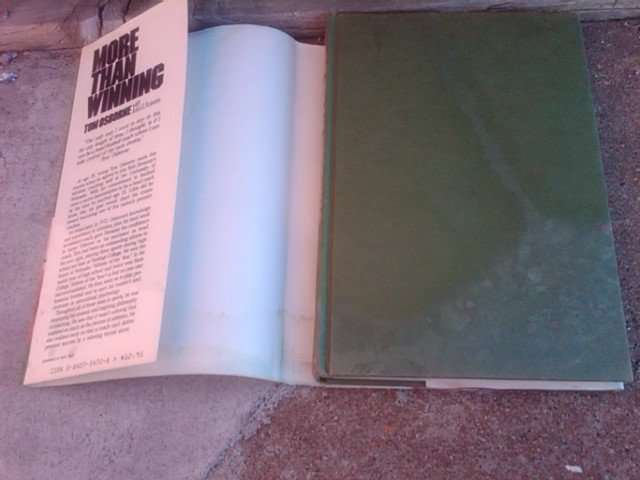 TOM OSBORNE MORE THAN WINNING NEBRASKA CORNHUSKER FOOTBALL COACH STORY BOOK COLLEGE FOOTBALL ATHLETIC PUBLICATION