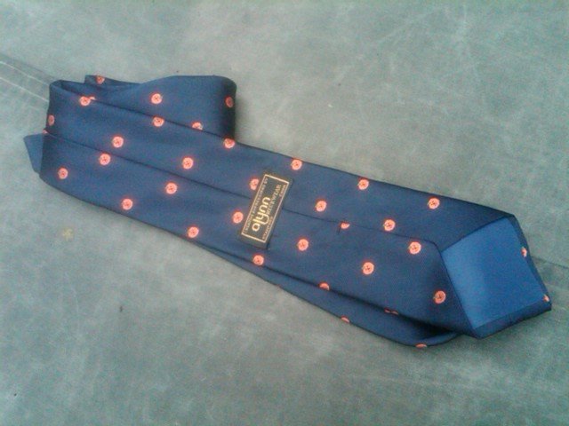 HALLOWEEN JACK O LANTERN CARVED PUMPKIN PATTERN NECKTIE MAN TIE STAMFORD CONNECTICUT DESIGNER LABEL
