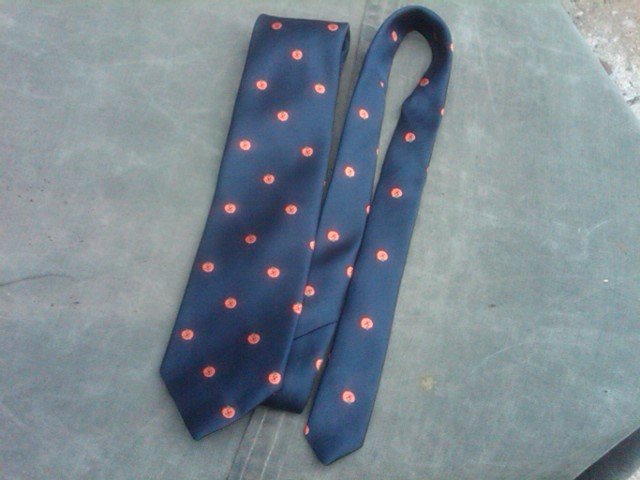 HALLOWEEN JACK O LANTERN CARVED PUMPKIN PATTERN NECKTIE MAN TIE STAMFORD CONNECTICUT DESIGNER LABEL