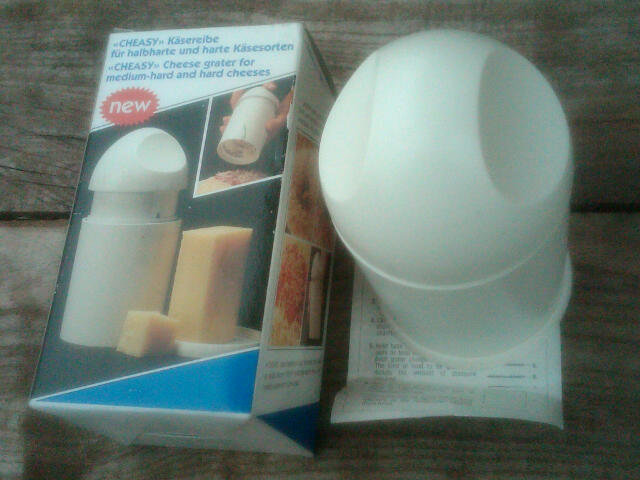 Cheasy Cheese Grater Nut Bread chocolate Shredder Mill Cooking Baking Utensil