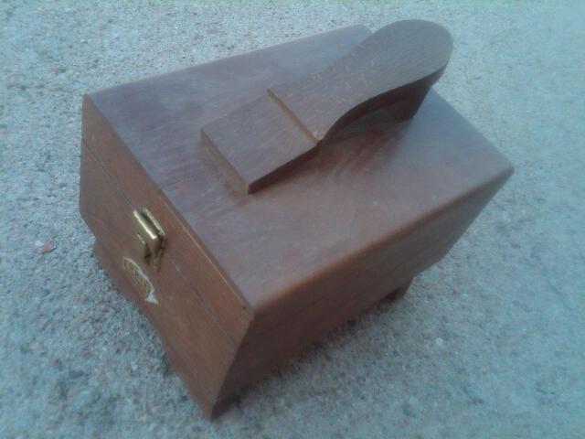 OAK WOOD SHOE SHINE BOX BOOT FOOTWEAR CARE STORAGE CASE HINGED TRUNK