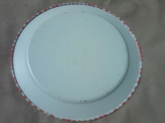 RETRO CHECKERBOARD BAR B Q PLATTER PAINTED TIN METAL FOOD SERVING TRAY DECORATIVE PLATE
