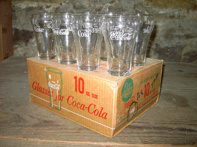 COKE FOUNTAIN GLASS COCA COLA BELL SHAPED TUMBLER SET ORIGINAL BOX