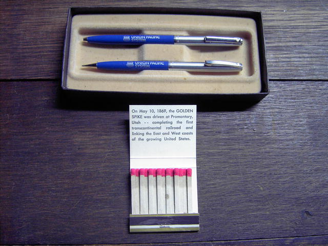 UNION PACIFIC RAILROAD PEN PENCIL MATCHBOOK SHAEFFER DIAMOND MATCH CHICAGO
