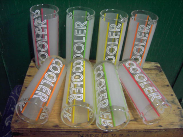 KITCHEN BAR GLASSES