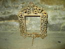 CAST IRON PICTURE FRAME GRAPE LEAF FACE PATTERN PHOTO DISPLAY DRESSER DECORATION