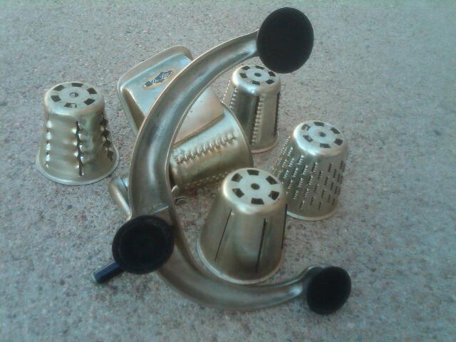 DELITE VEGETABLE FRUIT SALAD SHREDDER SLICER FOOD MILL ICE SHAVER KITCHEN UTENSIL HOUSEHOLD TOOL ALUMINUM STEEL GADGET