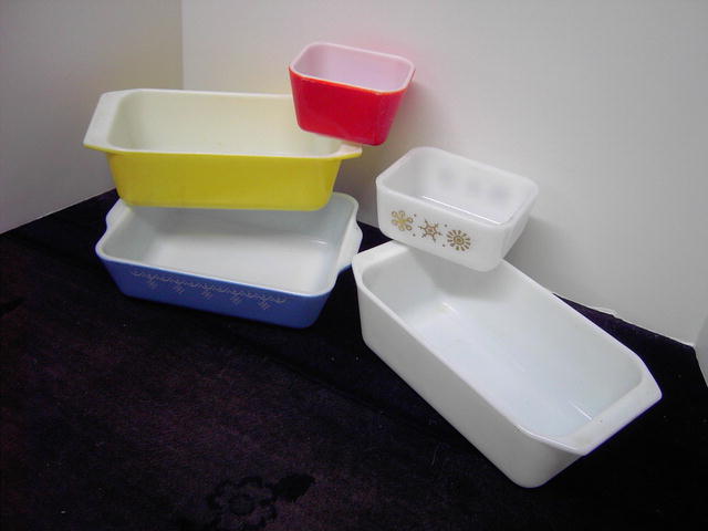 PYREX REFRIGERATOR DISH BAKING BOWL FOOD STORAGE CONTAINER