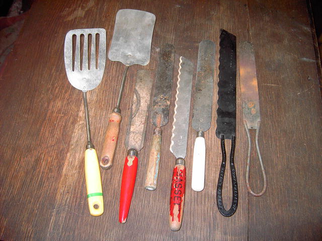 BAKERY KNIFE SPATULA KITCHEN UTENSILS