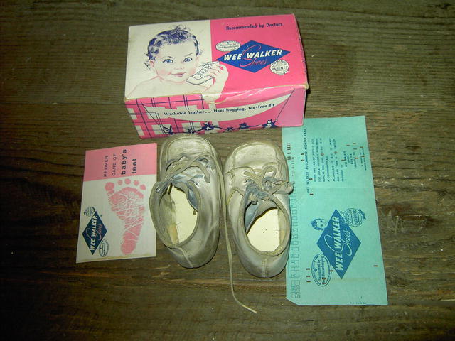 TODDLER CHILDS BABY SHOES ORIGINAL BOX MORAN COMPANY