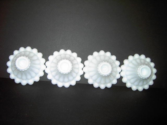 CANDLEHOLDER WHITE MILK GLASS PEARL TEARDROP