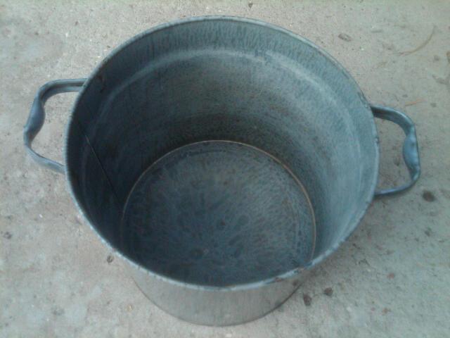 GREY GRANITE BUCKET ENAMEL WARE KITCHEN PAIL AMERICAN DEPRESSION ERA HOUSEHOLD TOOL HANDLED SCRUB TUB